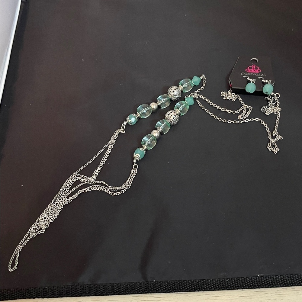 Paparazzi Silver and Teal Necklace Set